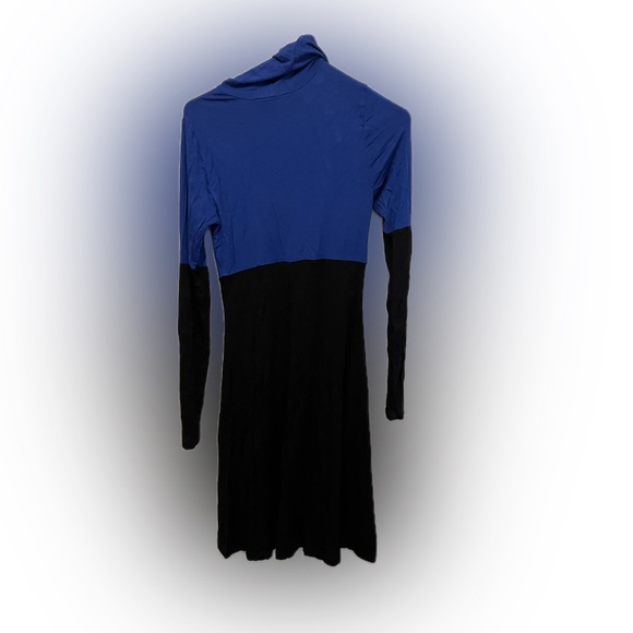 Comfortable dress box 4 - Picture 2 of 3